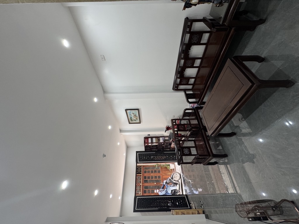 Bán nhà Yên Lãng - Hoàng Cầu - Thái Hà, 53m2 x 6 tầngm MT3.5, ĐN, 20 bước chân ra mặt phố