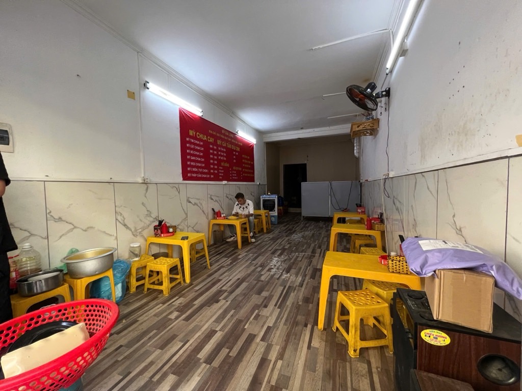 Bán nhà Trần Quý Cáp - diện tích 50m2 1 tầng - Mặt phố siêu hiếm - giá 5,5 tỷ