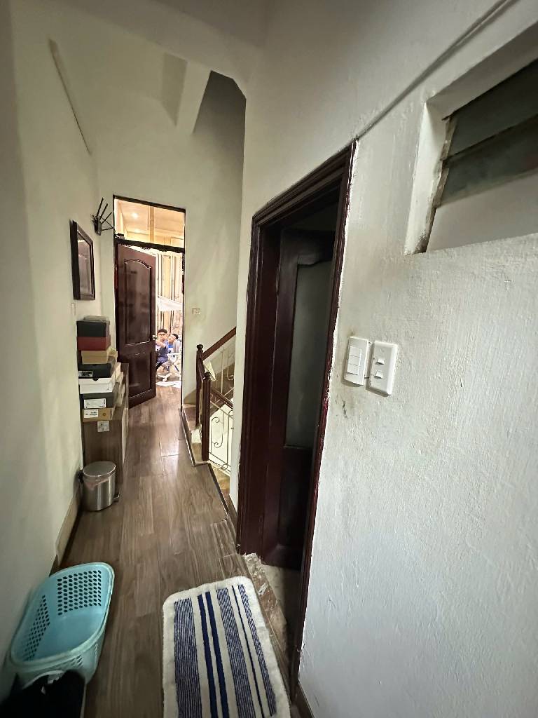 Bán nhà Hoàng Đạo Thành - diện tích 72m2 3 tầng - Ô tô đỗ cổng - giá 17,8 tỷ