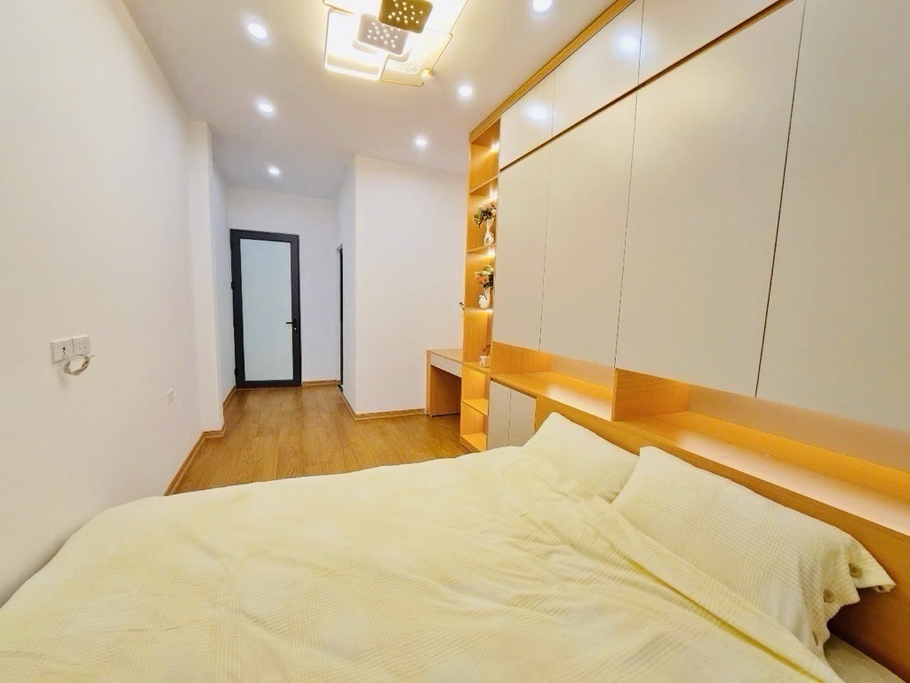 Bán nhà ngõ 169 Hoàng Mai - 25m2 5 tầng - nội thất đầy đủ - giá 6,3 tỷ