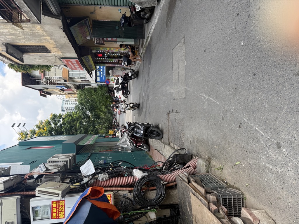 Bán nhà Lạc Trung - diện tích 44m2 6 tầng - Mặt ngõ to ô tô tránh - giá 16,2 tỷ