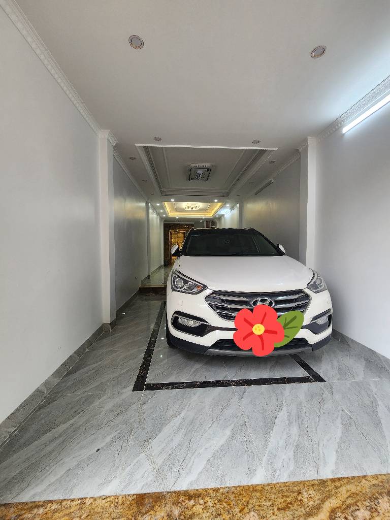 Bán nhà Ngũ Nhạc - diện tích 58.9m2 5 tầng - Ô tô tránh - giá 17,5 tỷ