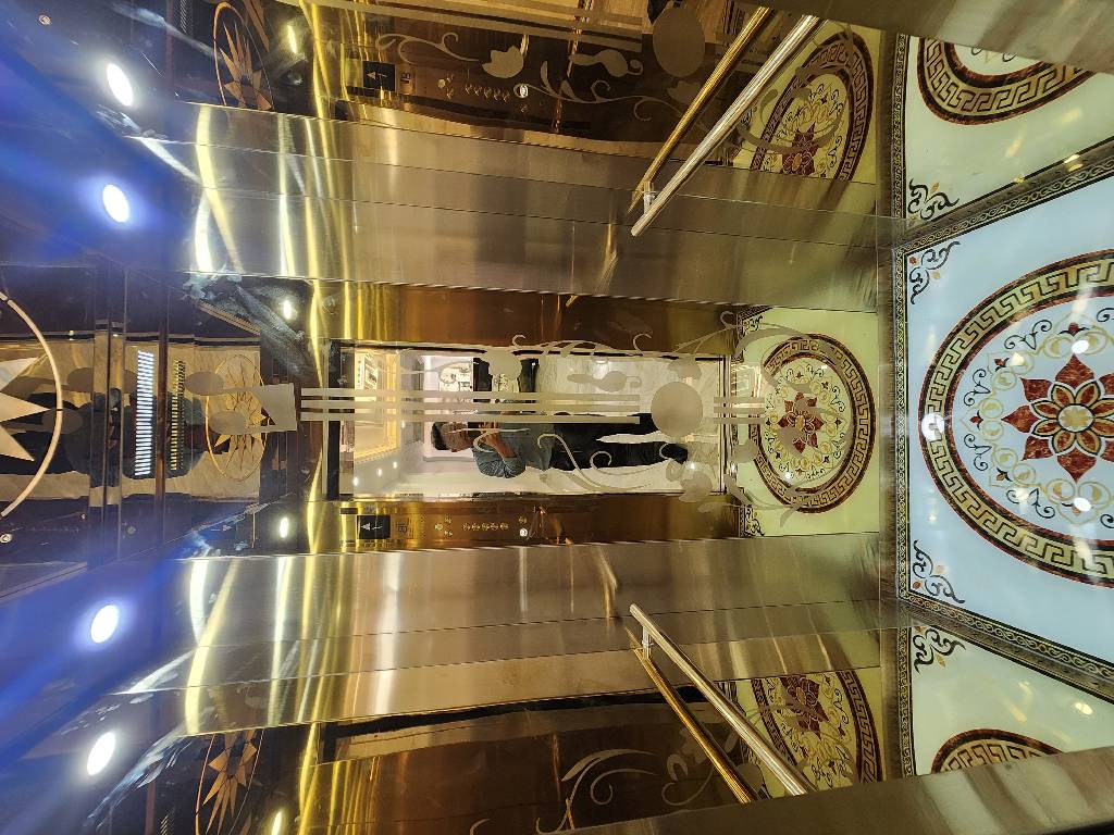 Bán nhà Ngũ Nhạc - diện tích 58.9m2 5 tầng - Ô tô tránh - giá 17,5 tỷ