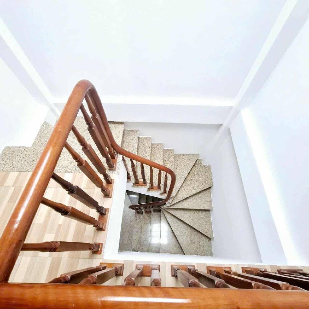 Bán nhà Trương Định - Đại La - Minh hai, 39m2 x 5 tầng - Lô góc 3 mặt thoáng, GIÁ NHỈNH 6 TỶ