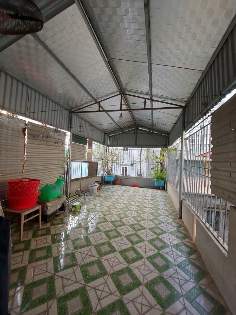 Bán nhà Tân Mai - diện tích 26m2 4 tầng - Đối diện trường THCS Trương Định - giá 14,5 tỷ