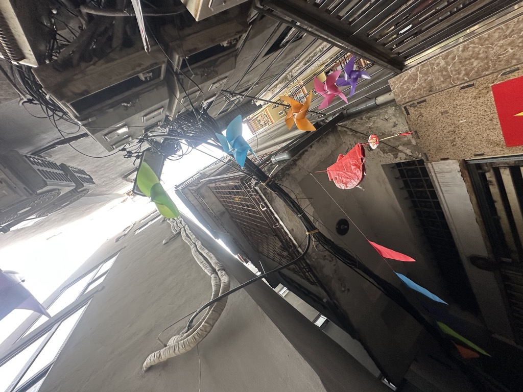 Bán nhà Chùa Bộc - diện tích 40m2 4 tầng - Nhà mặt phố, kinh doanh tốt - giá 13,8 tỷ