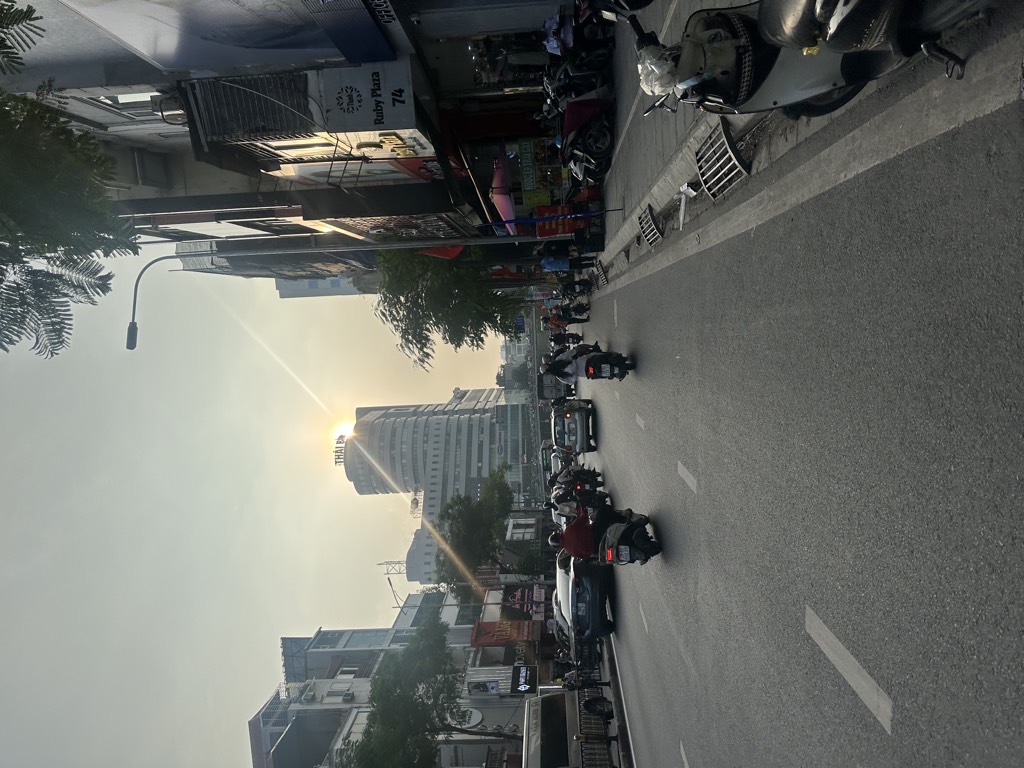 Bán nhà Chùa Bộc - diện tích 40m2 4 tầng - Nhà mặt phố, kinh doanh tốt - giá 13,8 tỷ