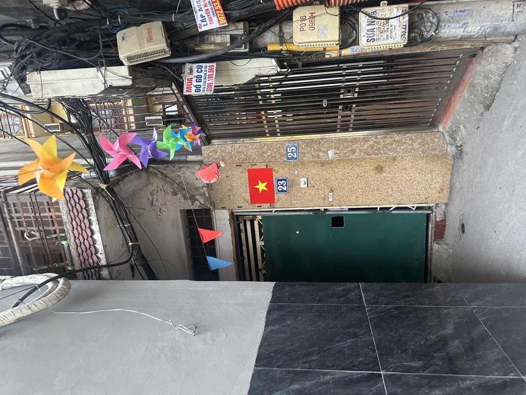 Bán nhà Chùa Bộc - diện tích 40m2 4 tầng - Nhà mặt phố, kinh doanh tốt - giá 13,8 tỷ