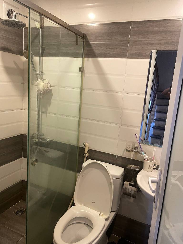 Bán nhà Quan Nhân - diện tích 71m2 5 tầng - Nhà 2 mặt thoáng, ô tô con đỗ cửa - giá 14,2 tỷ