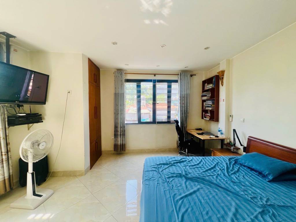 Bán nhà Xã Đàn - diện tích 33m2 6 tầng - LÔ GÓC 2 MẶT NGÕ THOÁNG - giá 13,2 tỷ