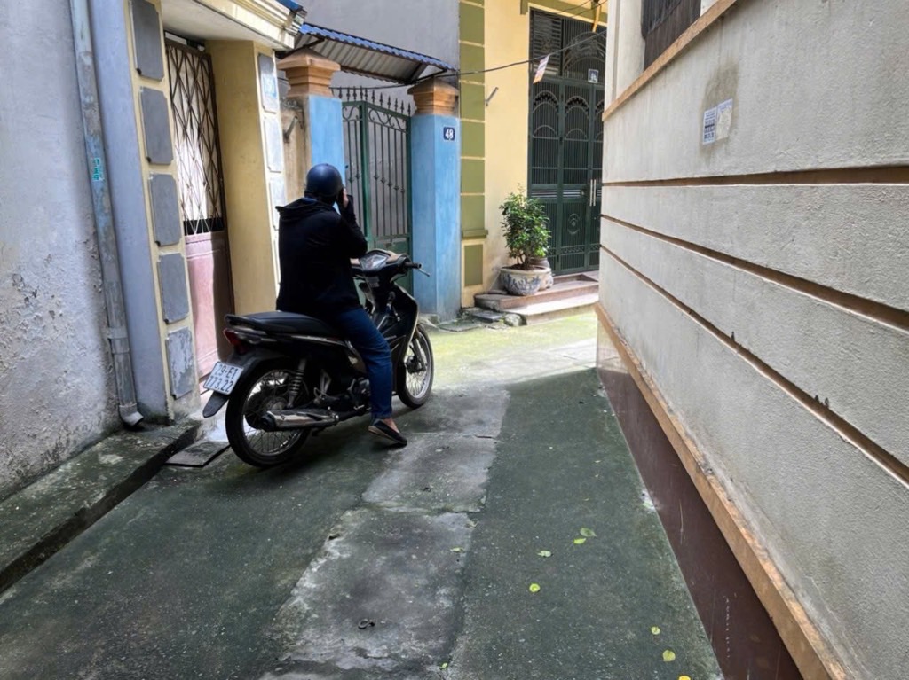 Bán nhà Tạ Quang Bửu - diện tích 65m2 3 tầng - ô tô cách nhà chỉ 10m - giá 15,5 tỷ