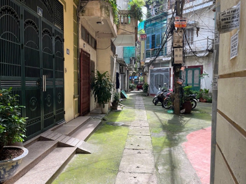 Bán nhà Tạ Quang Bửu - diện tích 65m2 3 tầng - ô tô cách nhà chỉ 10m - giá 15,5 tỷ