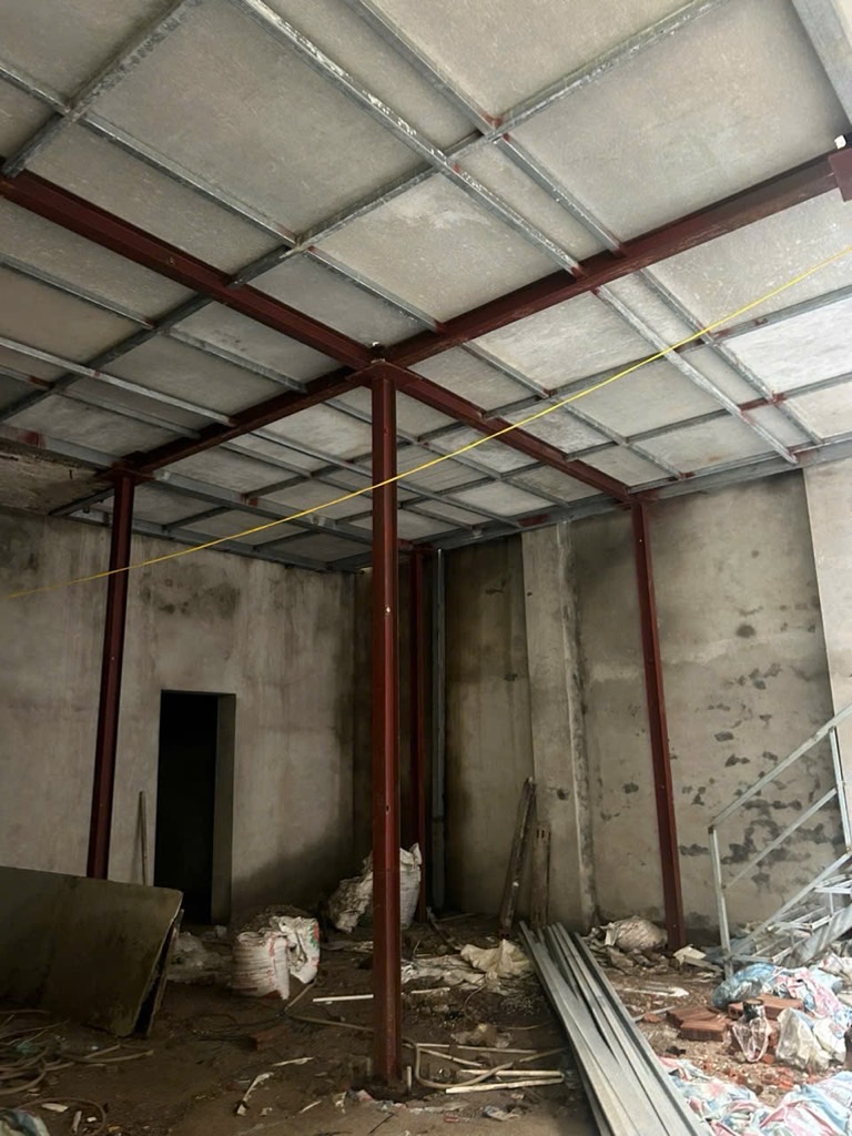 Bán nhà Tạ Quang Bửu - diện tích 65m2 3 tầng - ô tô cách nhà chỉ 10m - giá 15,5 tỷ