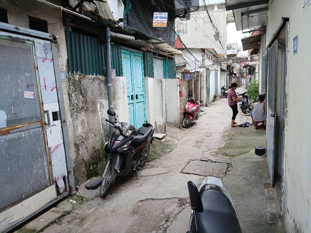 Bán nhà Tam Trinh - diện tích 49m2 1 tầng - Ô tô tránh ba gác - giá 2,3 tỷ