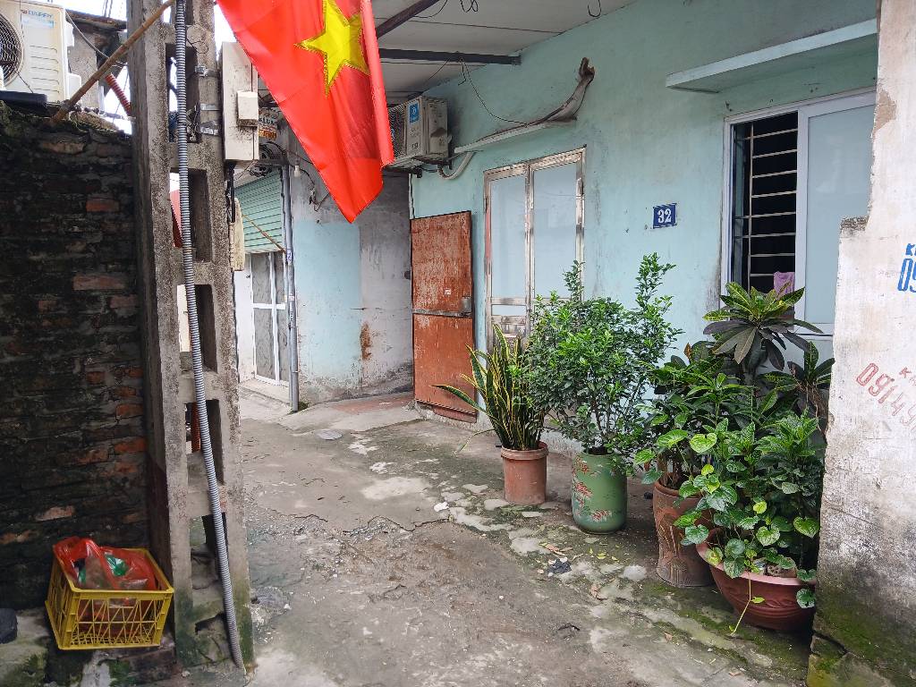 Bán nhà Tam Trinh - diện tích 49m2 1 tầng - Ô tô tránh ba gác - giá 2,3 tỷ