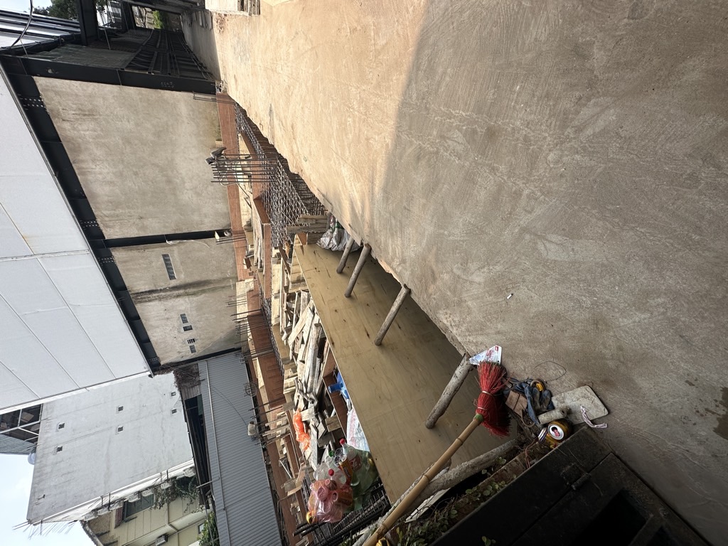 Bán nhà Nguyễn Khoái - diện tích 67,7m2 5 tầng - Nhà mới 5 tầng - giá 19,5 tỷ