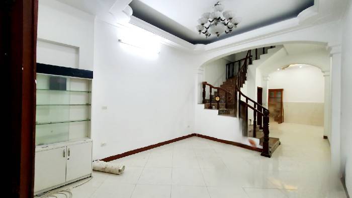 Bán nhà Nguyễn Đức Cảnh - diện tích 67,4m2 3 tầng - Mặt ngõ thông, kinh doanh - giá 11,8 tỷ