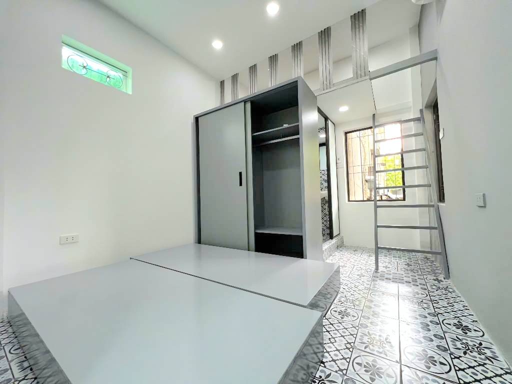 Bán nhà Lương Thế Vinh - diện tích 14m2 2 tầng - ô tô đỗ cửa - giá 1,48 tỷ