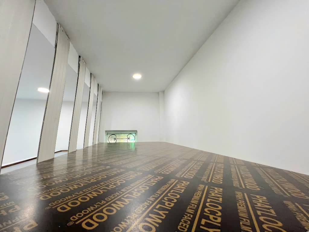 Bán nhà Lương Thế Vinh - diện tích 14m2 2 tầng - ô tô đỗ cửa - giá 1,48 tỷ