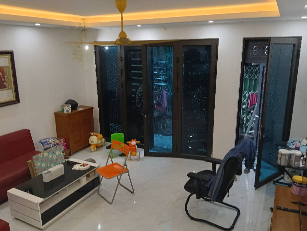 Bán nhà Định Công Hạ - diện tích 50m2 2 tầng - Nhà mới xây mặt tiền rộng - giá 2,55 tỷ