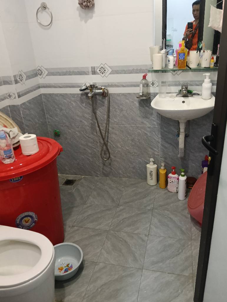 Bán nhà Định Công Hạ - diện tích 50m2 2 tầng - Nhà mới xây mặt tiền rộng - giá 2,55 tỷ