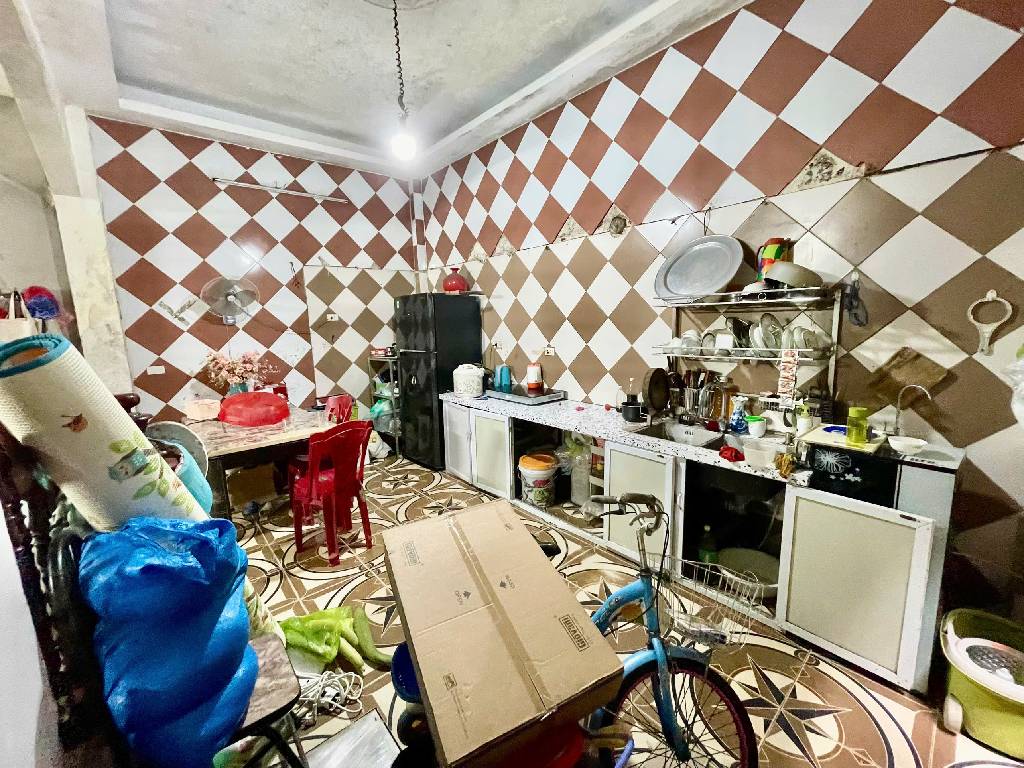 Bán nhà Võ Thị Sáu - diện tích 66m2 4 tầng - Nhà dân xây chắc chắn - giá 14,5 tỷ