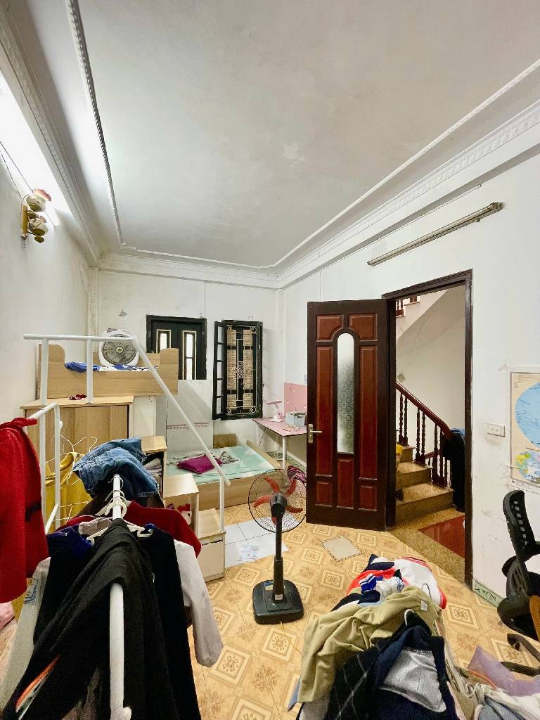 Bán nhà Võ Thị Sáu - diện tích 66m2 4 tầng - Nhà dân xây chắc chắn - giá 14,5 tỷ