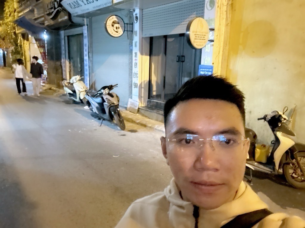 Bán nhà Trương Định - diện tích 35m2 5 tầng - ô tô tránh - giá 9,7 tỷ