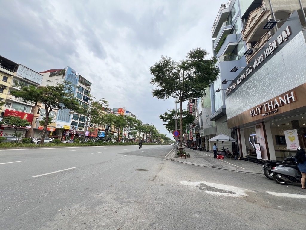 Bán nhà Xã Đàn - diện tích 23,3m2 5 tầng - Lô góc, 2 mặt thoáng - giá 13,2 tỷ