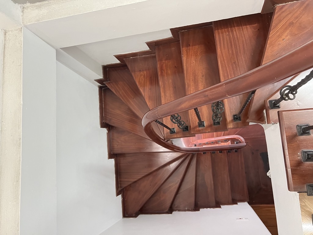 Bán nhà Xã Đàn - diện tích 23,3m2 5 tầng - Lô góc, 2 mặt thoáng - giá 13,2 tỷ