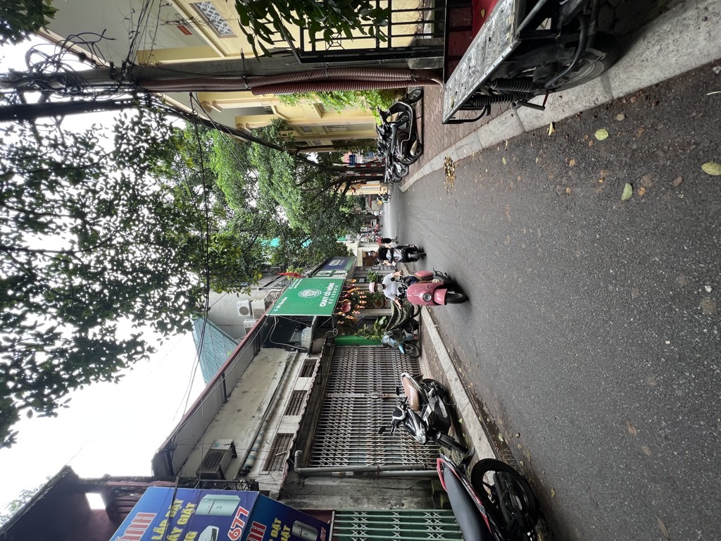 Bán nhà Kim Hoa - diện tích 34m2 2 tầng - Mặt phố ô tô tránh - giá 12 tỷ