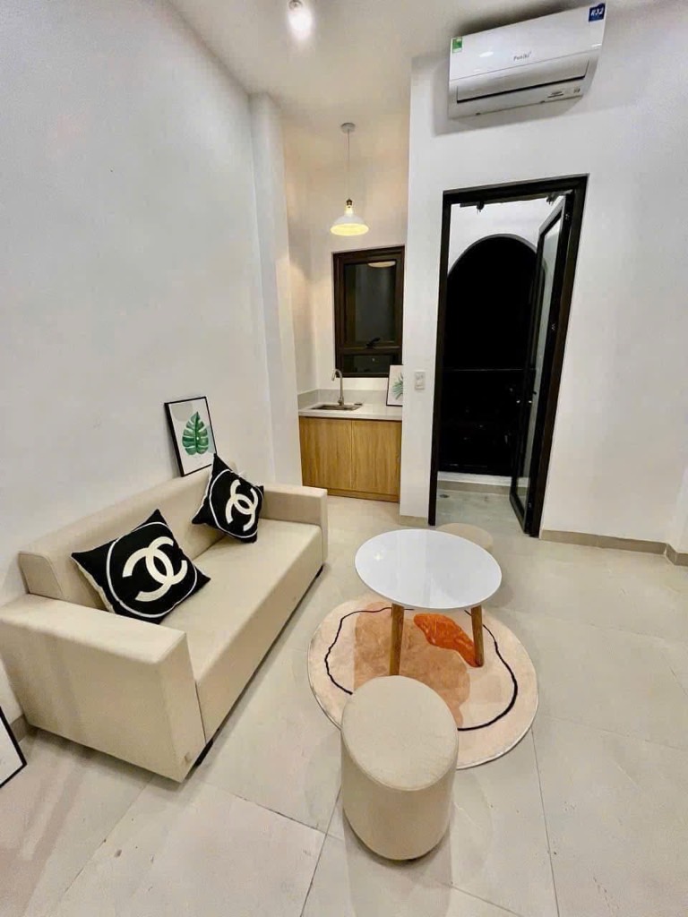 Bán nhà Đê La Thành - diện tích 49.2m2 7 tầng - Thang máy - giá 14,9 tỷ