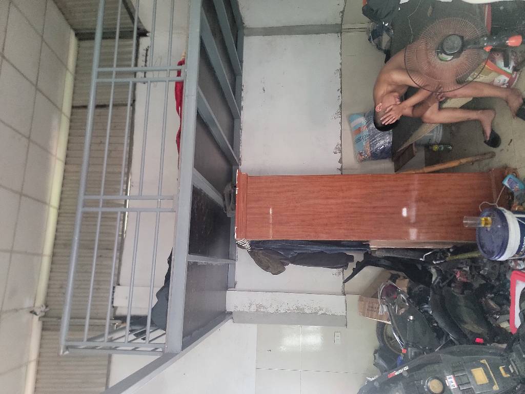 Bán nhà Lĩnh Nam - diện tích 32m2 1 tầng - Nhà cấp 4 mái tôn có gác xép - giá 0 tỷ