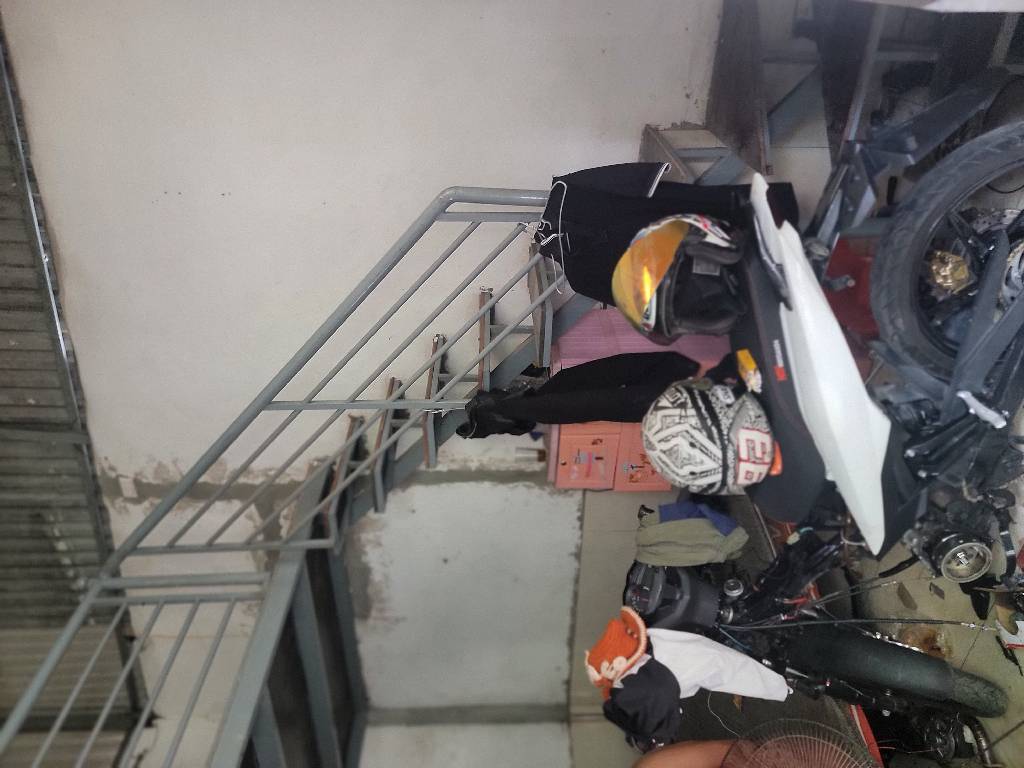 Bán nhà Lĩnh Nam - diện tích 32m2 1 tầng - Nhà cấp 4 mái tôn có gác xép - giá 0 tỷ