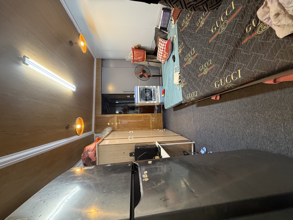 Bán nhà Bùi Xương Trạch - diện tích 36m2 2 tầng - nhà kịch ngõ góc tay trái - giá 2,6 tỷ