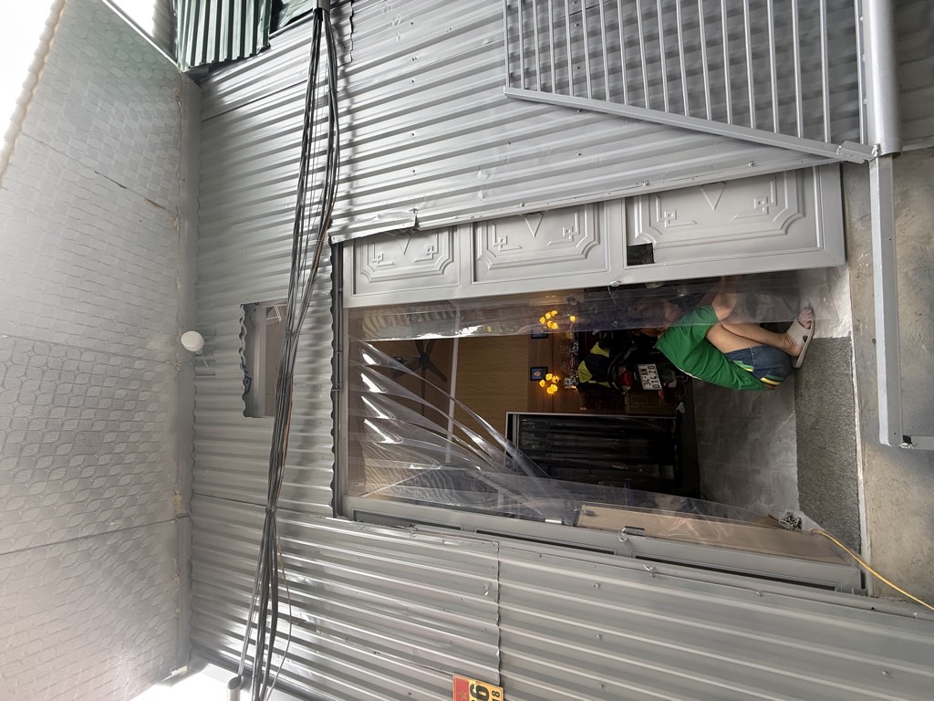 Bán nhà Bùi Xương Trạch - diện tích 36m2 2 tầng - nhà kịch ngõ góc tay trái - giá 2,6 tỷ