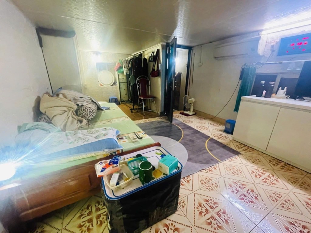 Bán nhà Cao Đạt - diện tích 17m2 2 tầng - Mặt phố trung tâm quận - giá 5 tỷ