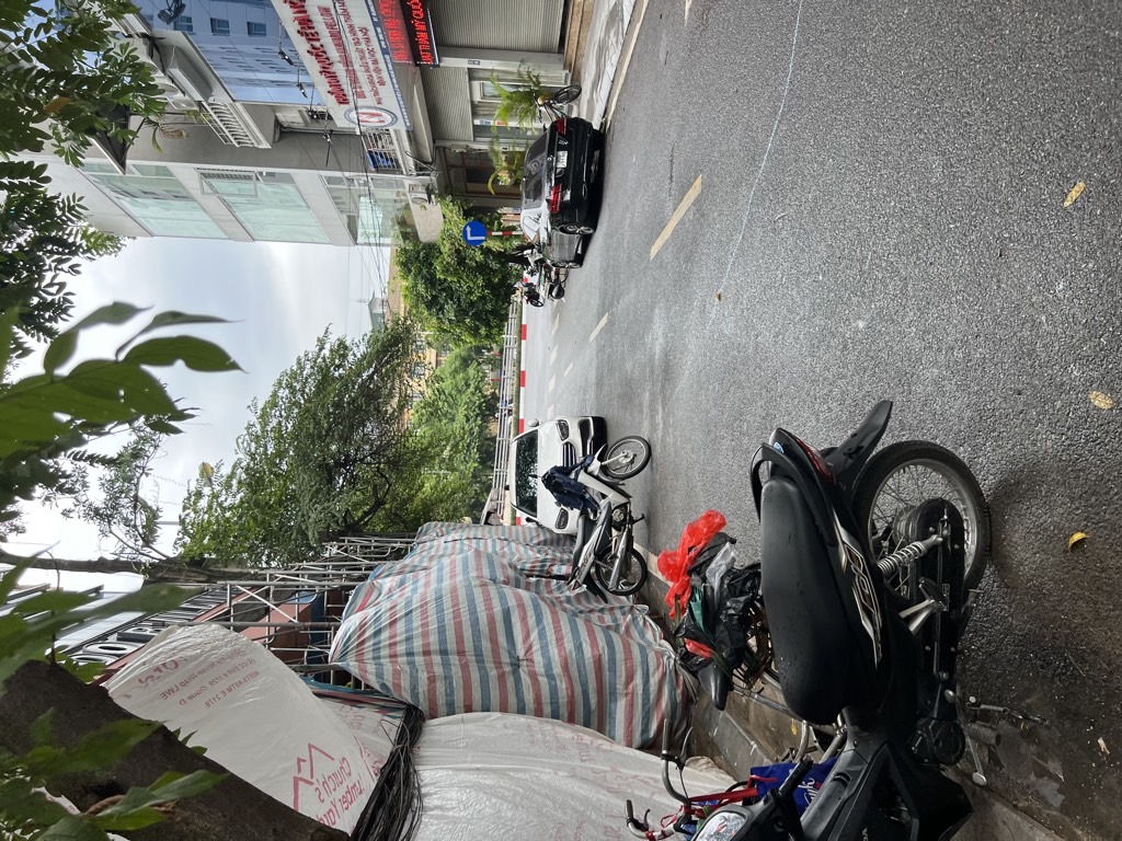 Bán nhà Cao Đạt - diện tích 17m2 2 tầng - Mặt phố trung tâm quận - giá 5 tỷ