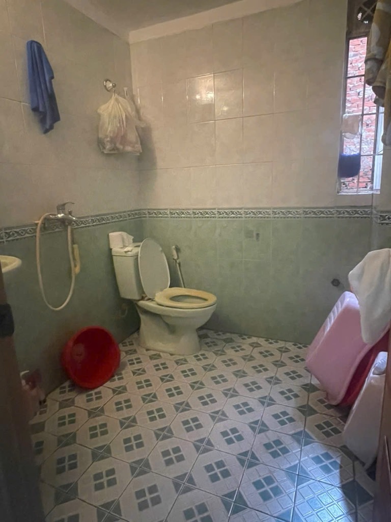 Bán nhà Hào Nam - diện tích 26m2 5 tầng - Sổ đỏ chính chủ sẵn sàng giao dịch - giá 6,3 tỷ