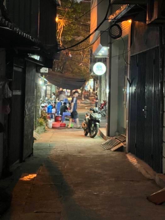 Bán nhà Kim Ngưu - diện tích 64m2 5 tầng - Ô TÔ ĐỖ CỬA - giá 18 tỷ