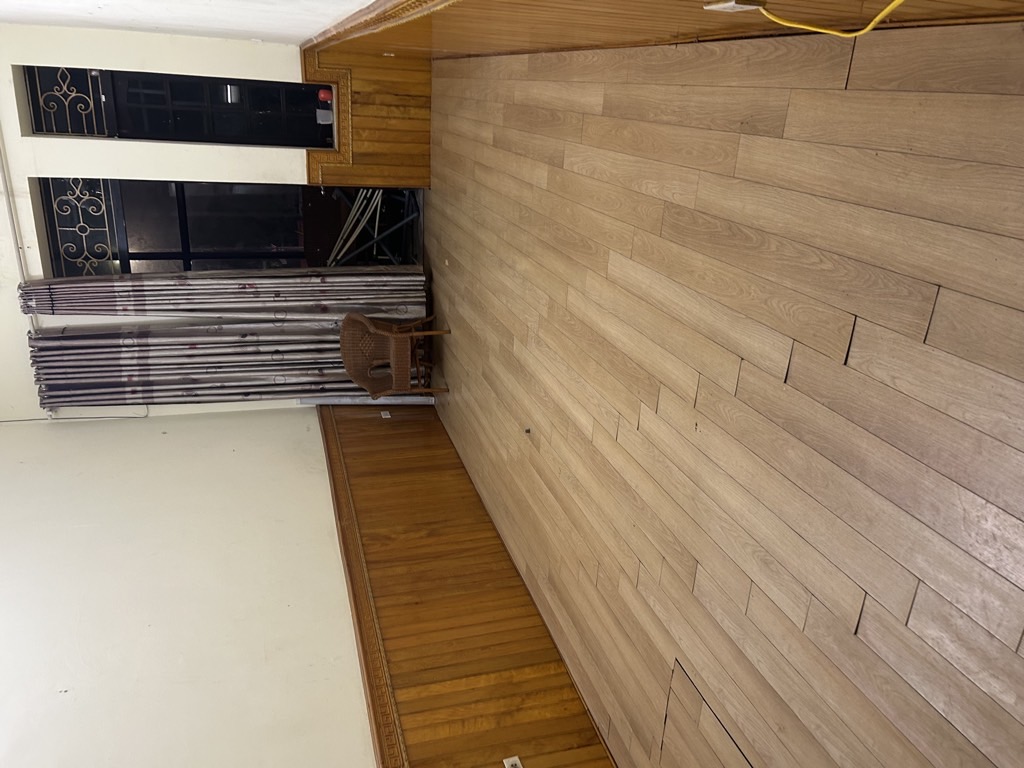 Bán nhà Nguyễn Trãi - diện tích 45m2 4 tầng - Mặt đường vỉa hè ô tô tránh - giá 14 tỷ