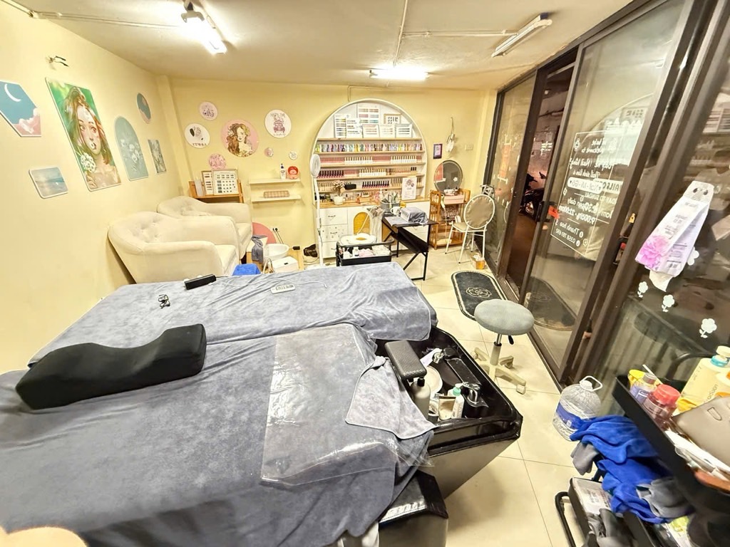 Bán nhà Khâm Thiên - diện tích 23m2 5 tầng - Ô TÔ ĐỖ CỬA - giá 8,75 tỷ