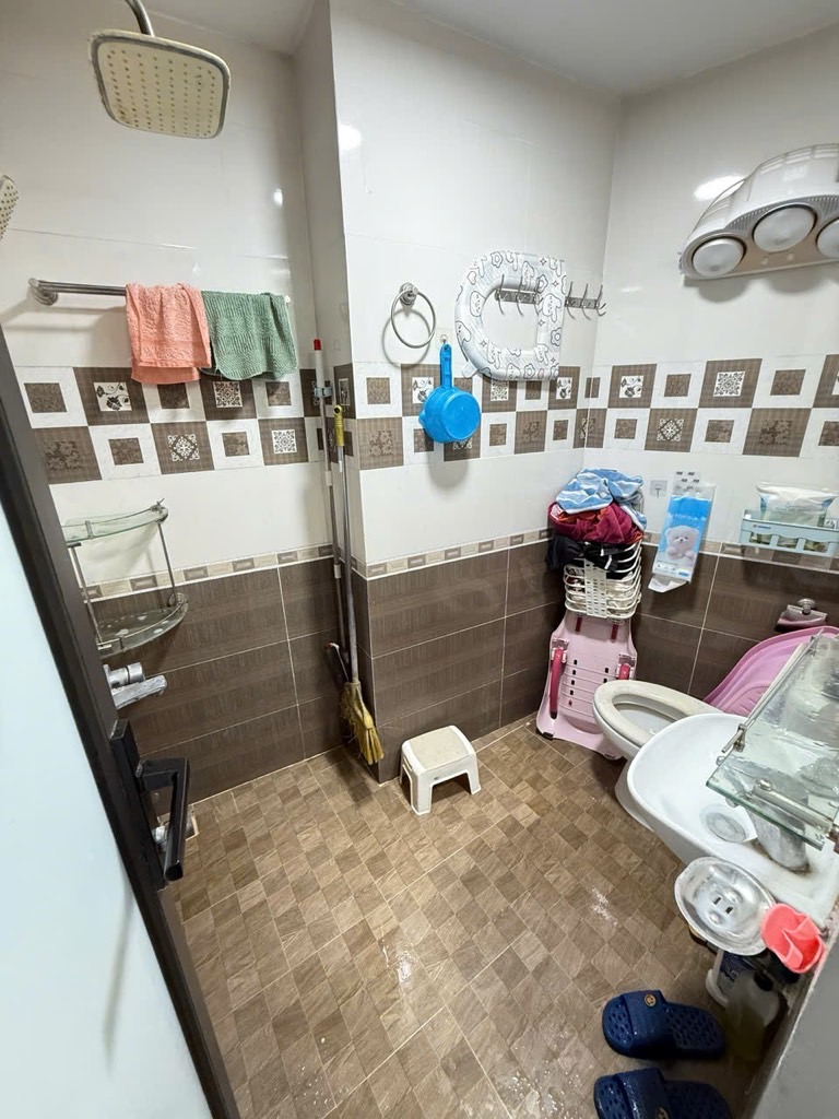 Bán nhà Khâm Thiên - diện tích 23m2 5 tầng - Ô TÔ ĐỖ CỬA - giá 8,75 tỷ