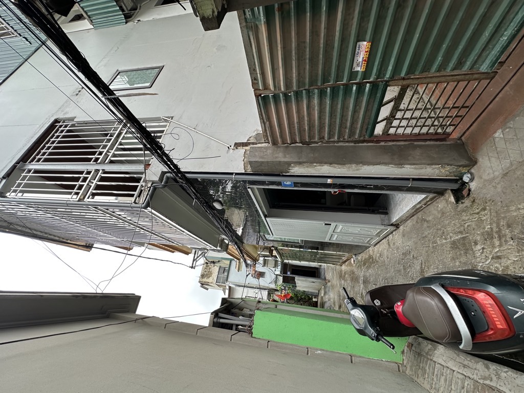 Bán nhà Nam Dư - diện tích 20,6m2 3 tầng - Lô góc, ô tô đỗ cổng - giá 2,8 tỷ