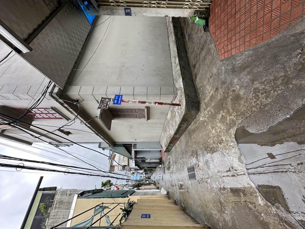 Bán nhà Nam Dư - diện tích 20,6m2 3 tầng - Lô góc, ô tô đỗ cổng - giá 2,8 tỷ