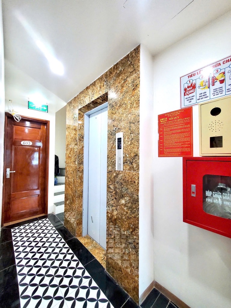 Bán nhà quận Đống Đa - 52m2 7 tầng mới - thang máy - dòng tiền 960 triệu/năm - giá 15,8 tỷ