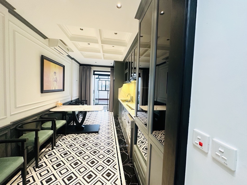 Bán nhà Thịnh Liệt - diện tích 48.5m2 5 tầng - Ô tô đỗ cửa - giá 14 tỷ