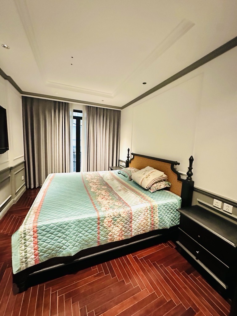 Bán nhà Thịnh Liệt - diện tích 48.5m2 5 tầng - Ô tô đỗ cửa - giá 14 tỷ