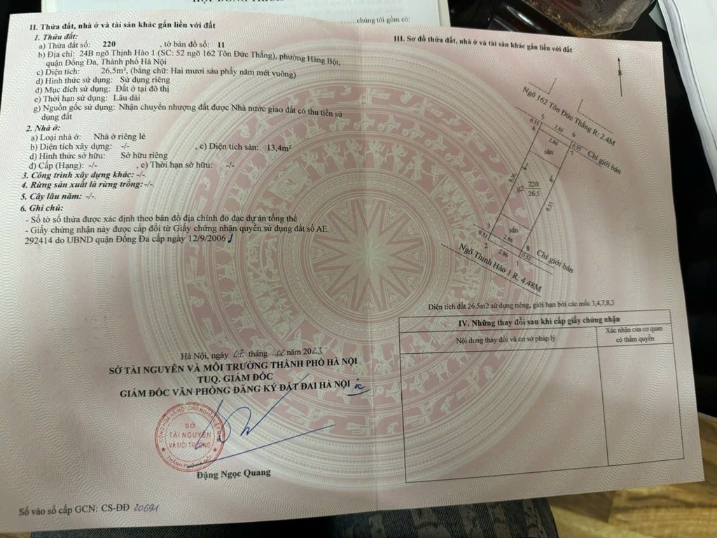 Bán nhà Thịnh Hào - diện tích 27m2 2 tầng - Kinh doanh ô tô vào nhà - giá 8,9 tỷ