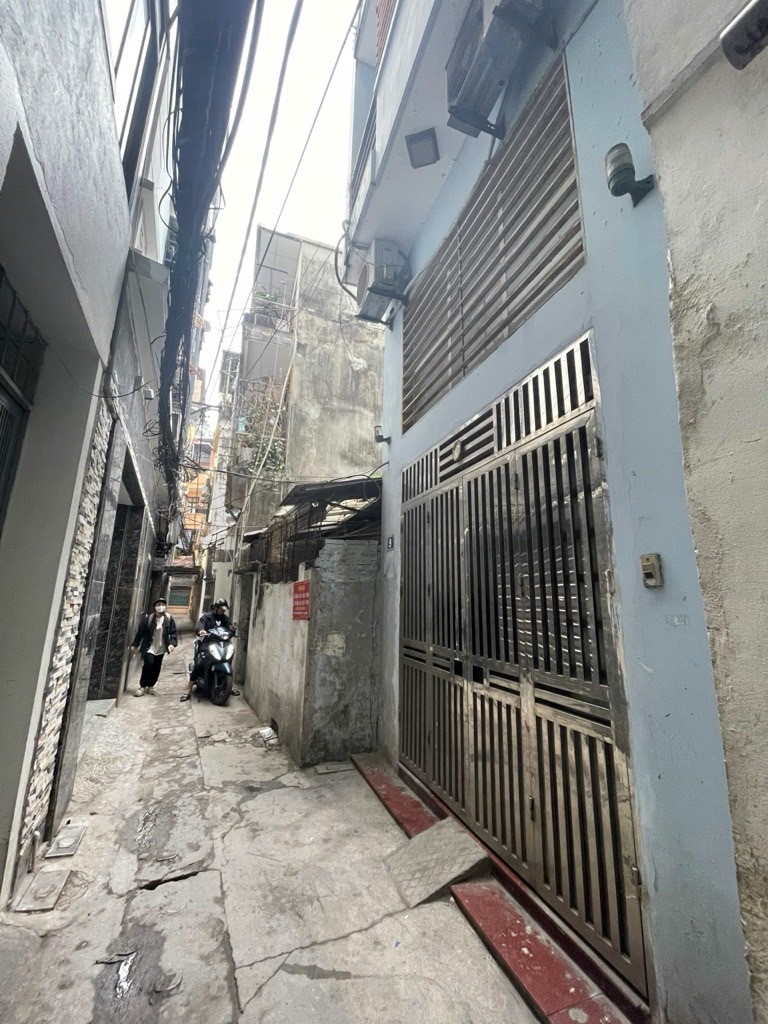 Bán nhà Nhân Hoà - diện tích 45m2 5 tầng - Ngõ thông sang 144 Quan Nhân - giá 12 tỷ